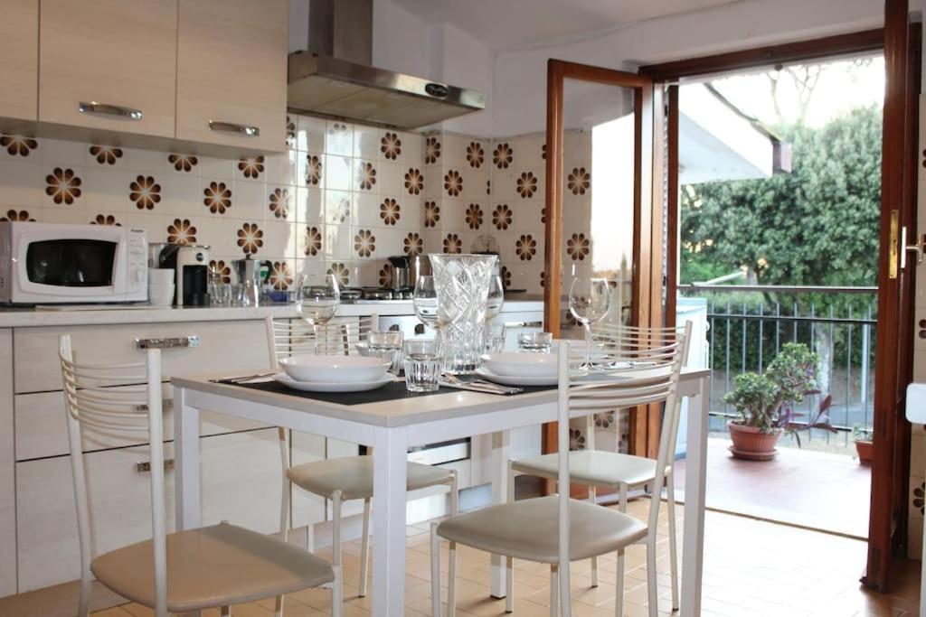 Spazioso Appartamento Castel di Leva Exterior foto