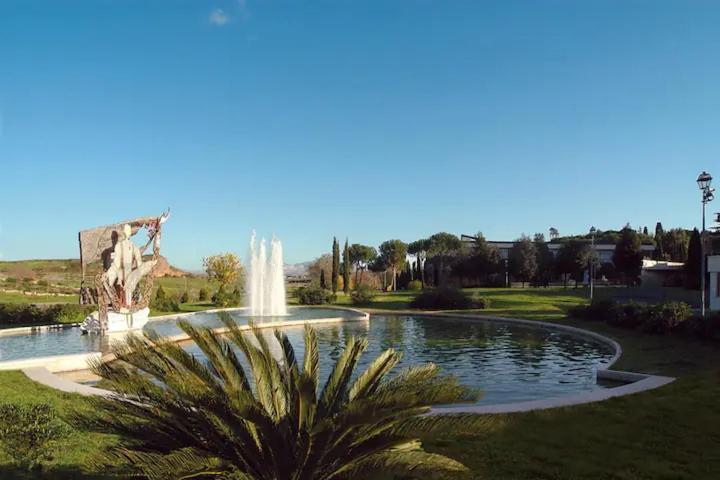 Spazioso Appartamento Castel di Leva Exterior foto